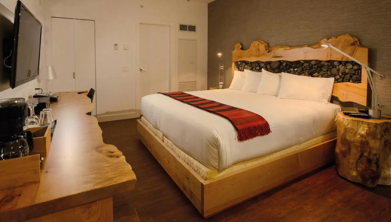 *** Отель Skwachays Lodge Ванкувер Канада